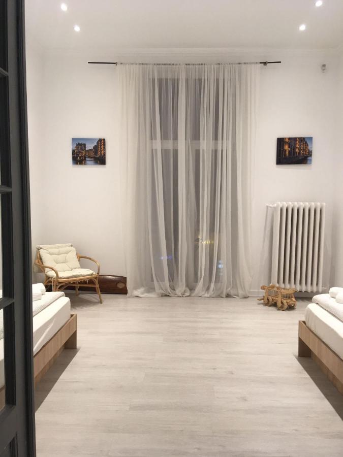 Outstanding 3Br Ultracentral Cityview Balcony Aaa Apartment Bucharest Exterior photo