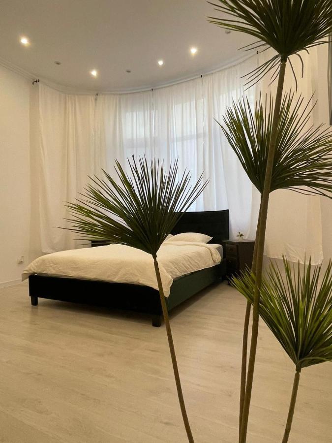 Outstanding 3Br Ultracentral Cityview Balcony Aaa Apartment Bucharest Exterior photo